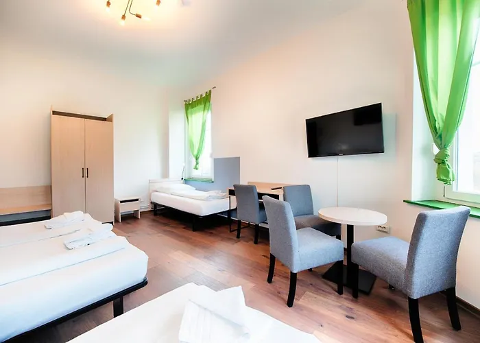 Hotel B1